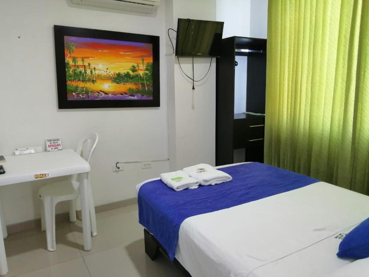 Hotel Azulejo Del Llano Yopal Bagian luar foto